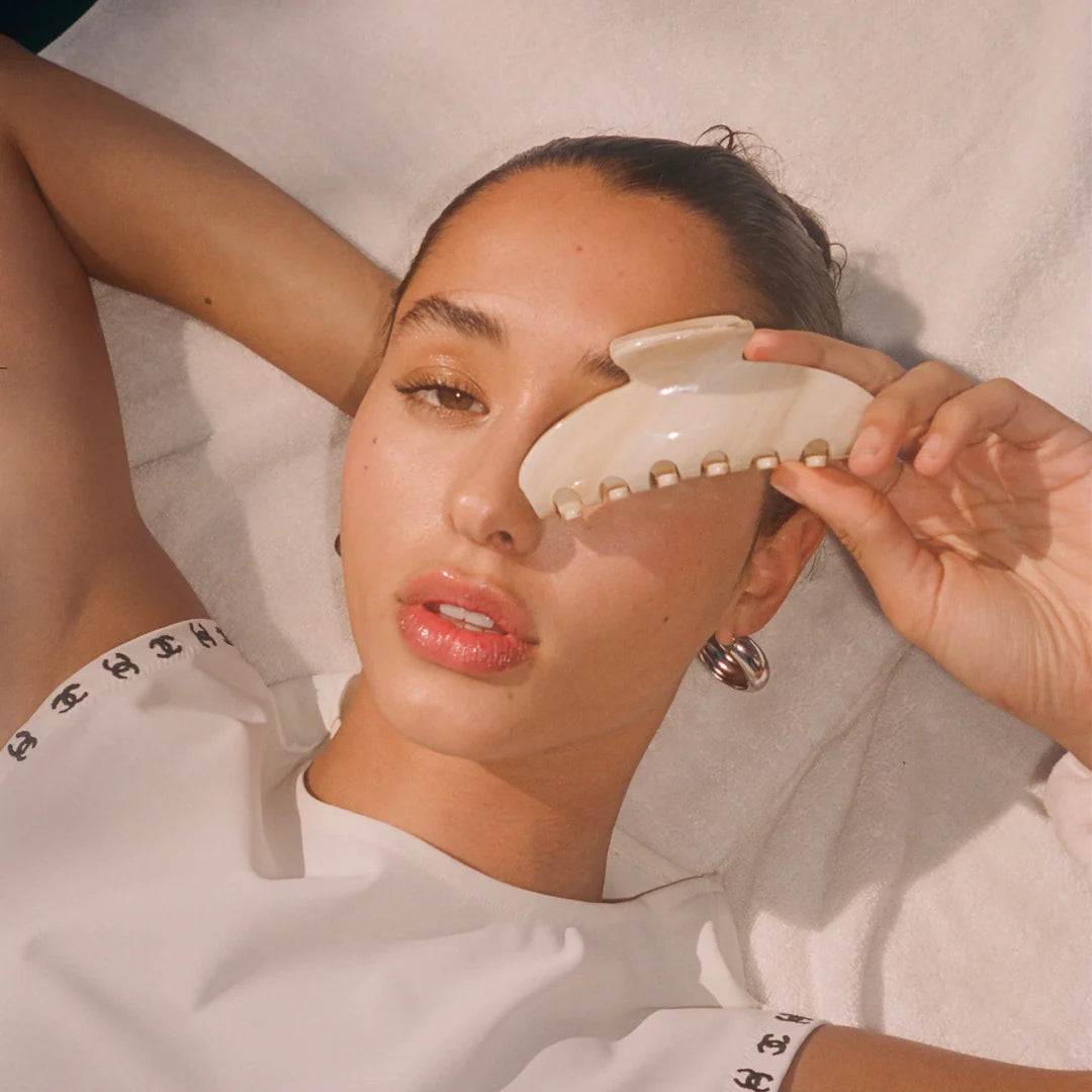 Emi Jay Big Effing Clip Buttercream